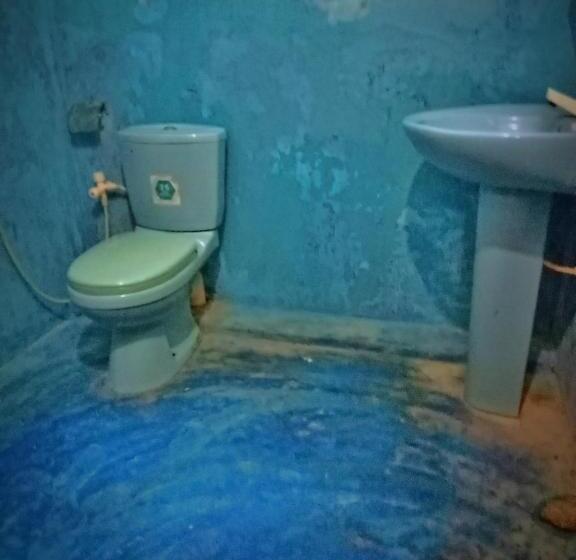 四人标准间, Sandaru Wave Surfing