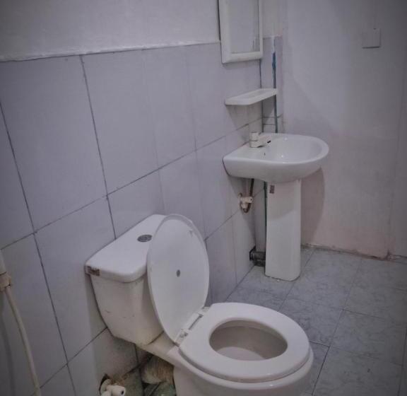 标准间, Sandaru Wave Surfing