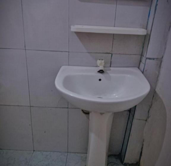 标准间, Sandaru Wave Surfing