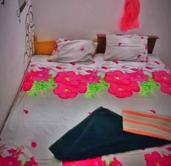 标准间, Sandaru Wave Surfing