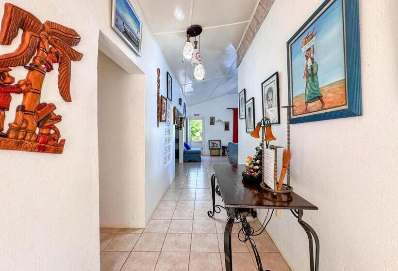 خانه 4 خوابه, Unforgettable Villa