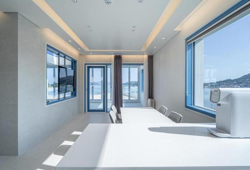 スタンダードルーム, Yeosu Blueara Premium Pool Villa