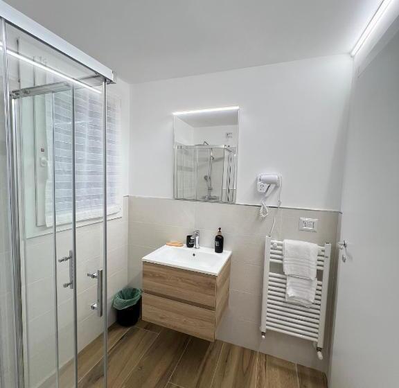 اتاق لوکس, B&b La Fontana Dei Cani