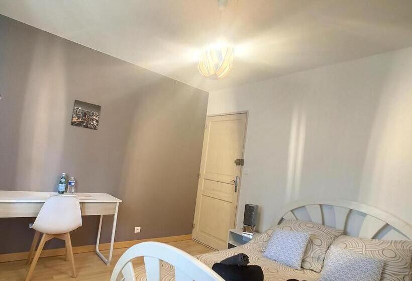 Номер Стандарт Совместная Ванная, Les Goujatoux Chambre Périgueux