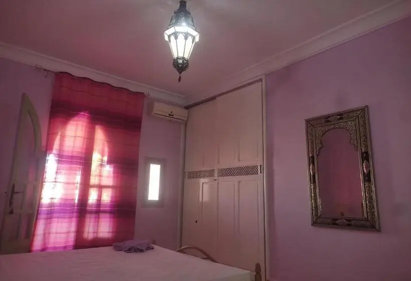 Standard Kolmen Hengen Huone, Riad Tania Mozaik