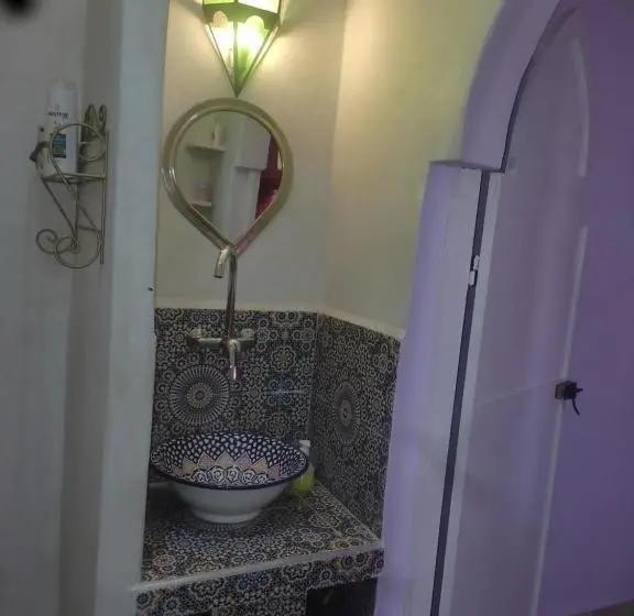 Standard Kolmen Hengen Huone, Riad Tania Mozaik