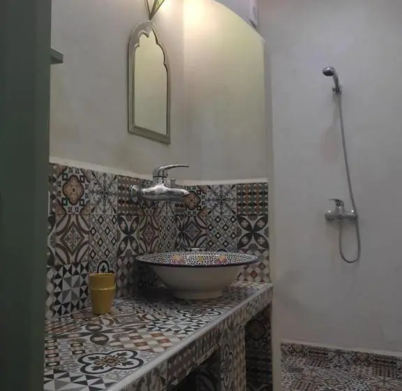 Standard-huone, Riad Tania Mozaik