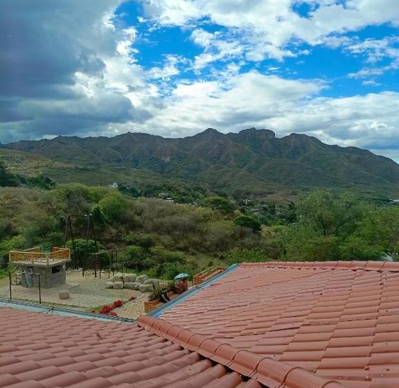 غرفة قياسية ثلاثية, Hosteria Piedra Dura