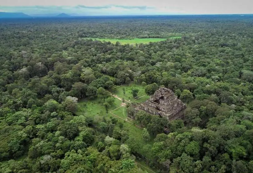 庭の見えるスタンダードトリプルルーム, I Am Koh Ker