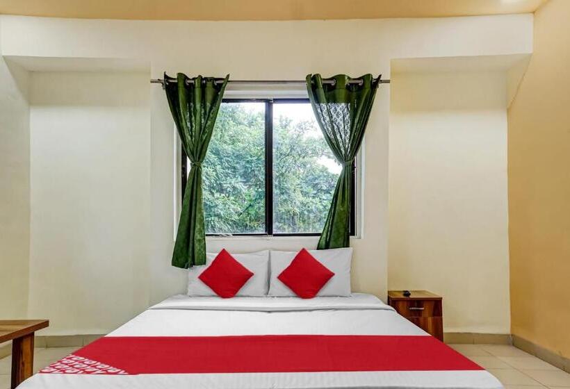 غرفة كلاسيكية ثلاثية, Oyo Sai Lodge