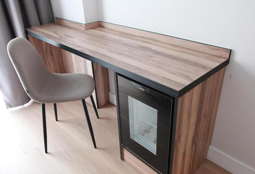 Номер Стандарт, Suites Moma Centro