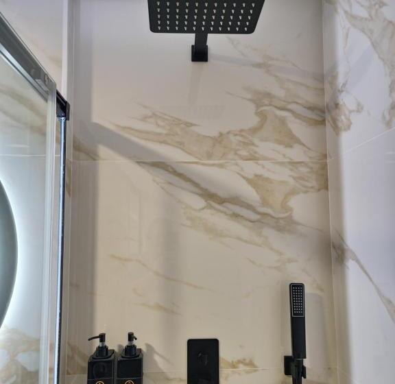 디럭스 스튜디오, Suites Moma Centro