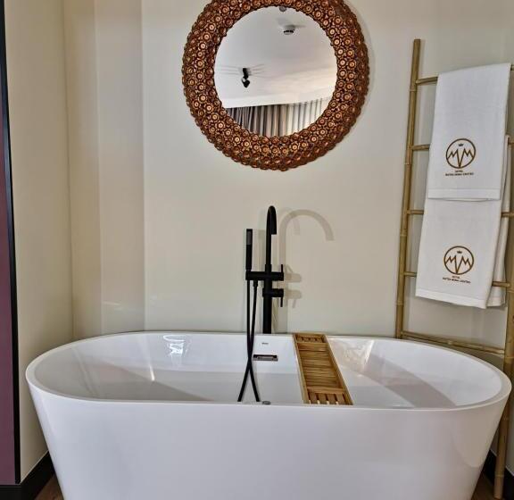 디럭스 스위트, Suites Moma Centro