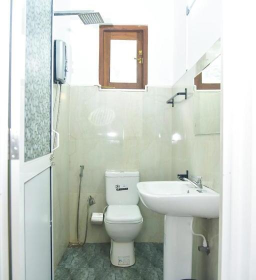 اتاق لوکس خانوادگی, Harambathenna Resort