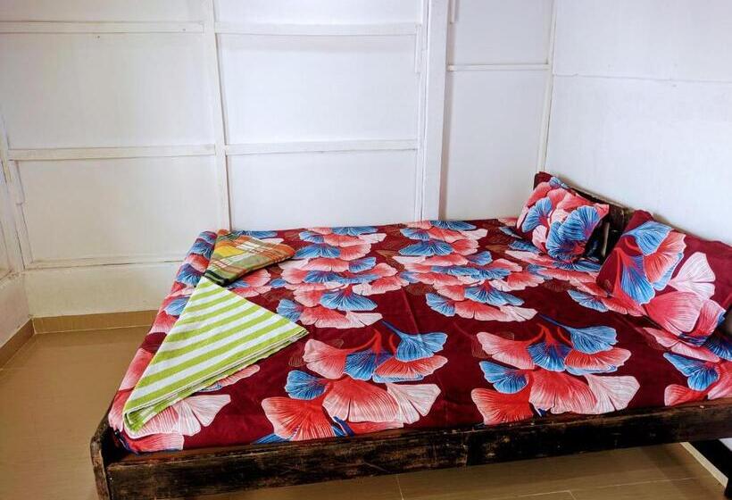 חדר דלוקס נוף לים, Shree Sai Beach Stay