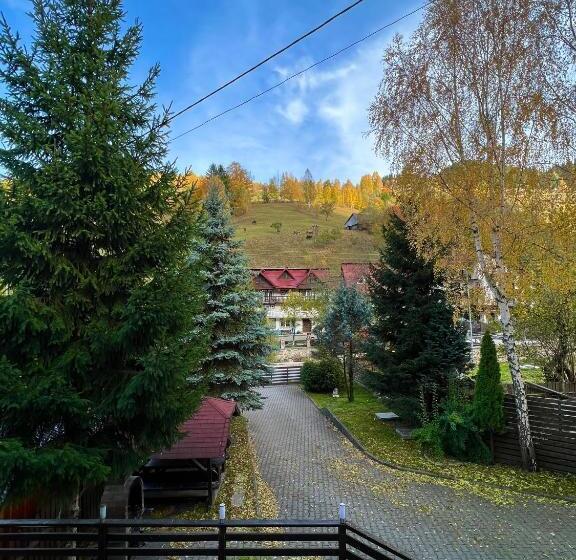 فيلا غرفة نوم واحدة, Pensiunea Rodis