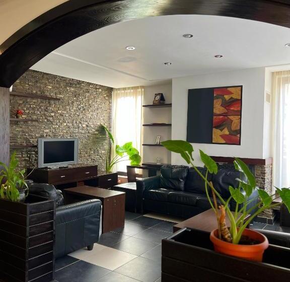 וילה בת חדר שינה 1, Pensiunea Rodis