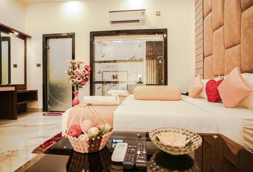 וילת סופריור, חדר שינה 1, The Rath Inns