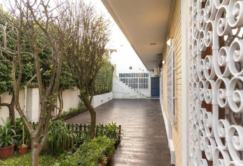 اتاق استاندارد سه تخته با سرویس بهداشتی مشترک, Douro Garden & Rooftop Authentic Portuguese Guesthouse