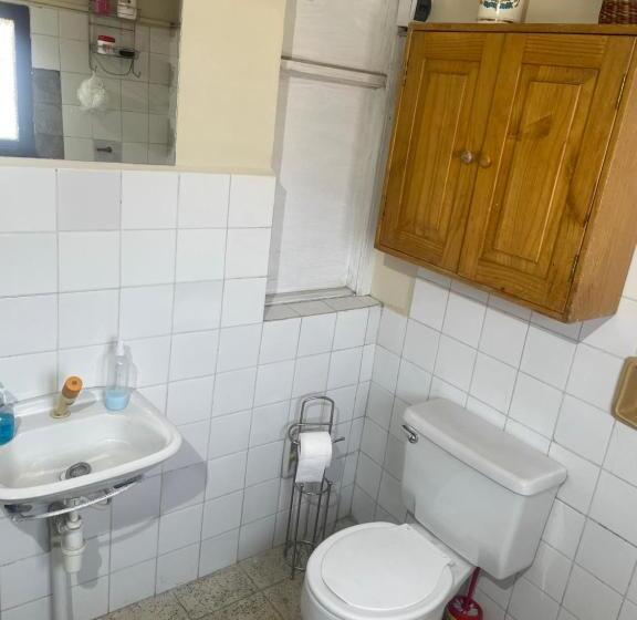 اتاق لوکس با تخت بزرگ, El Pueblito