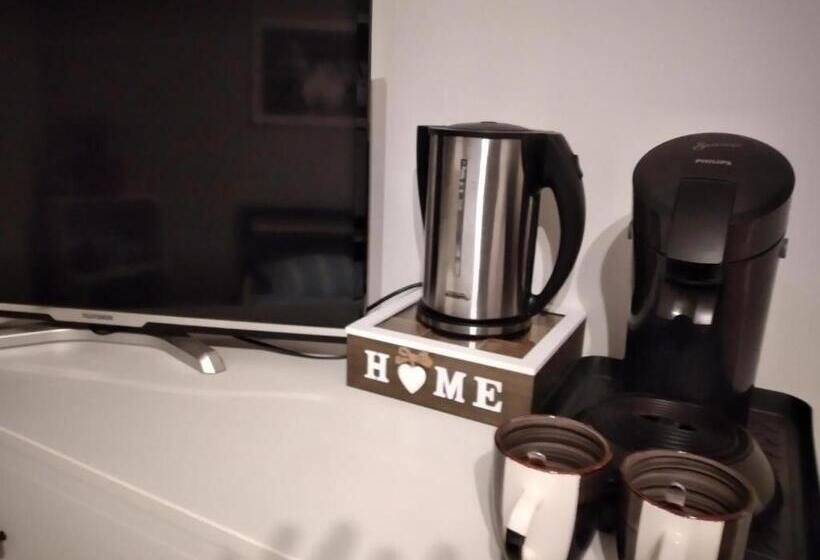 Pokój Basic, Breakfast In Bed