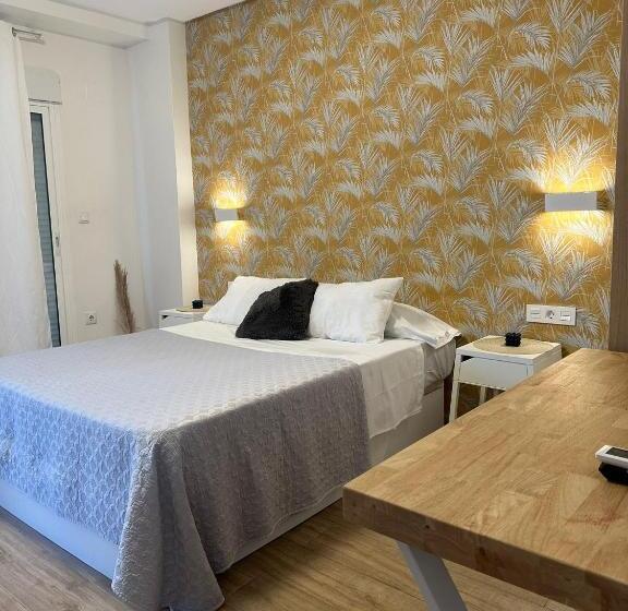 استودیوی استاندارد, Estudio Dreams Alicante