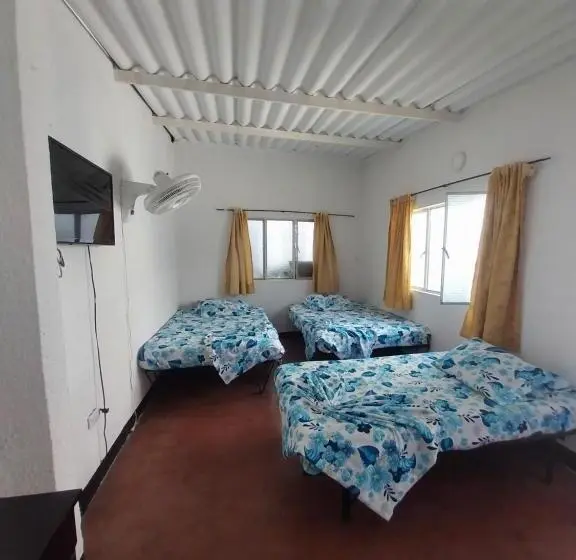 Standard Kolmen Hengen Huone, Guaipa