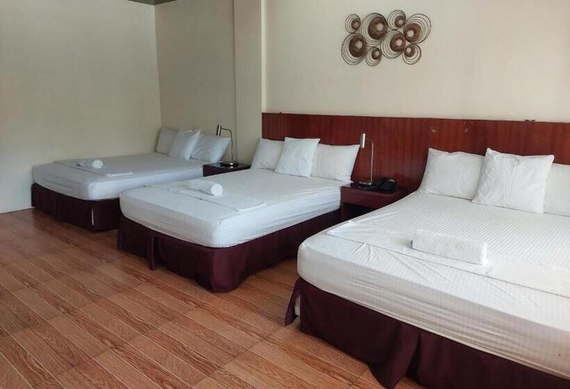 اتاق خانوادگی, Maclare Resort