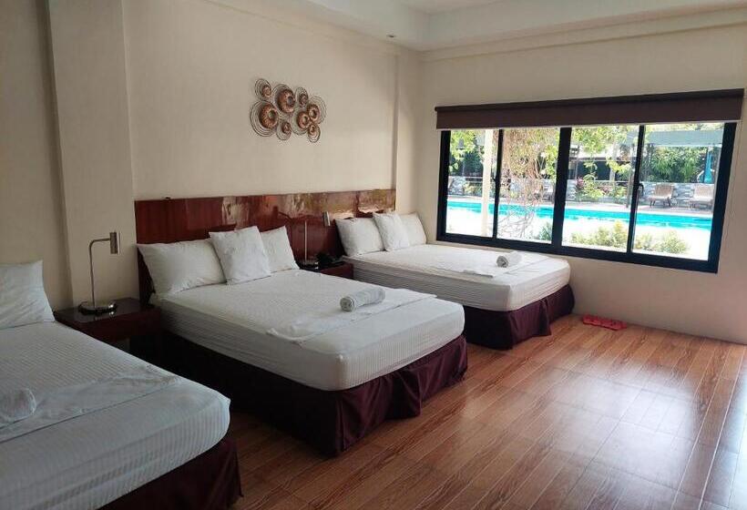 اتاق خانوادگی, Maclare Resort