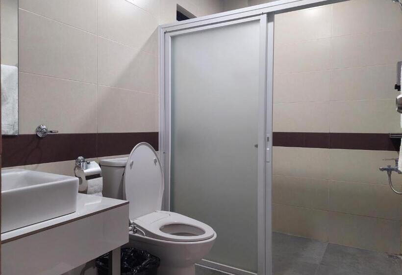 سوییت خانوادگی, Maclare Resort