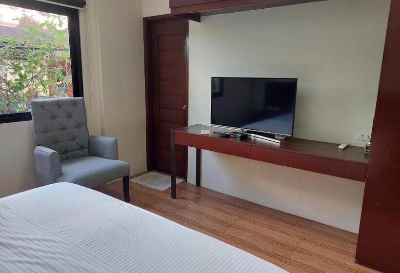 스위트, Maclare Resort