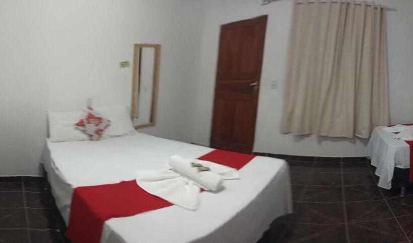 اتاق ساده سه‌ نفره, Pousada Recanto Da Vila