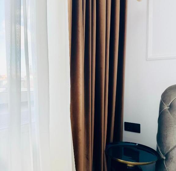 Президентский Люкс, Siesta Boutique Smart Suites