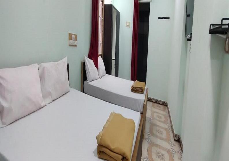 Люкс, Sri Sivalakshmi Ac Guest House