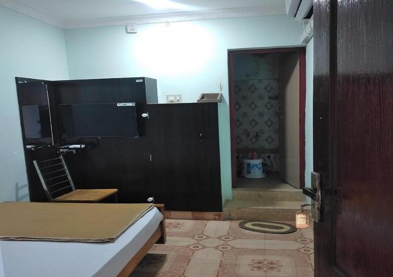 Номер Стандарт, Sri Sivalakshmi Ac Guest House