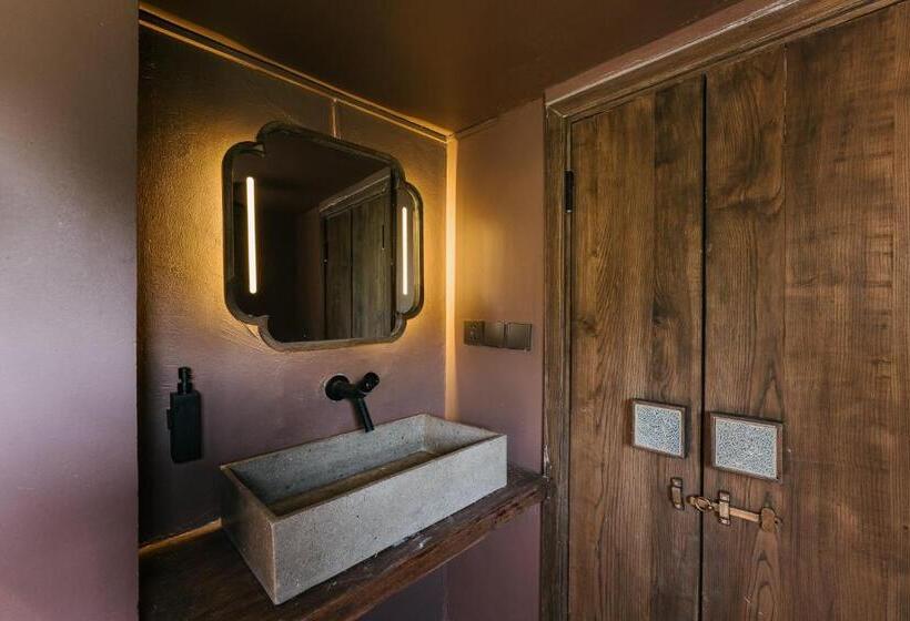 اتاق استاندارد یک نفره, Toki Retreat Vân Long