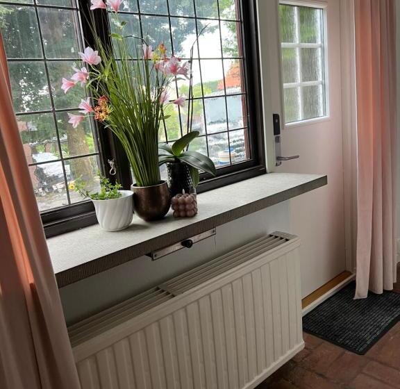 带1个卧室的公寓, Lugnt Och Centralt Läge