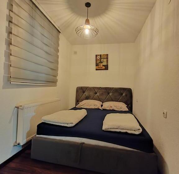 آپارتمان 1 خوابه, Apartments Planinski Raj