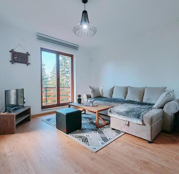 آپارتمان 1 خوابه با تراس, Apartments Planinski Raj