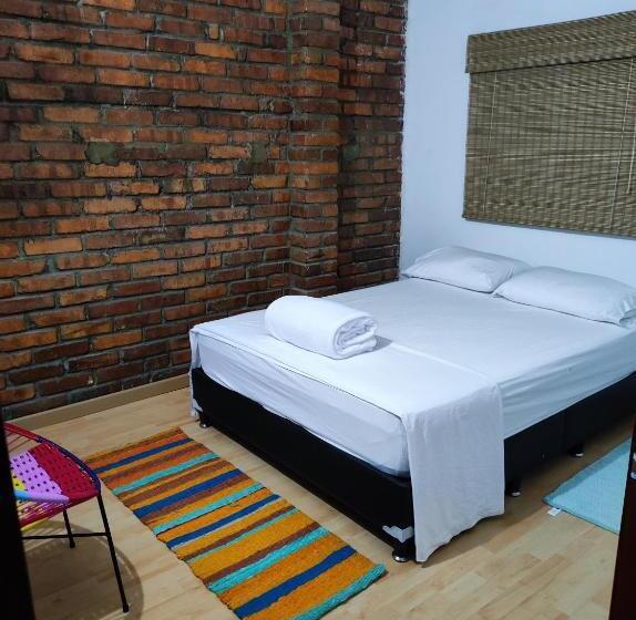 اتاق استاندارد, Hostal Casablanca