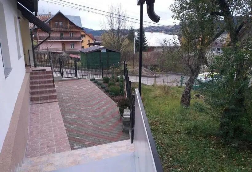 اتاق استاندارد با تراس, Luxury Runk House