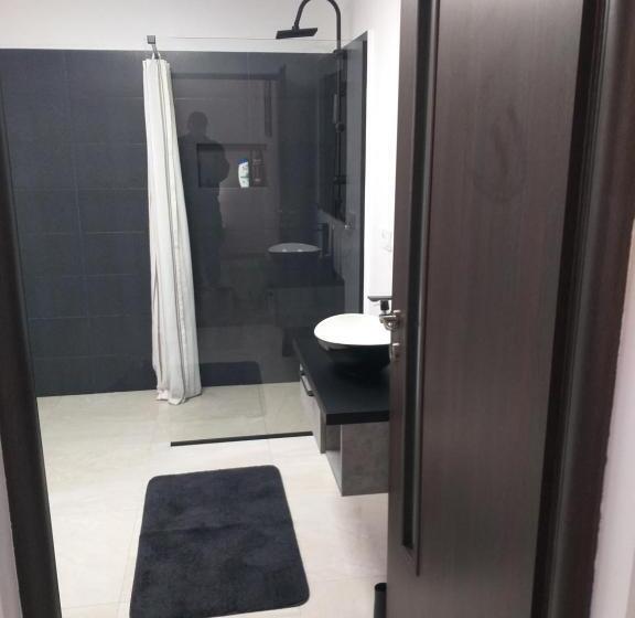 Номер Стандарт с Террасой, Luxury Runk House