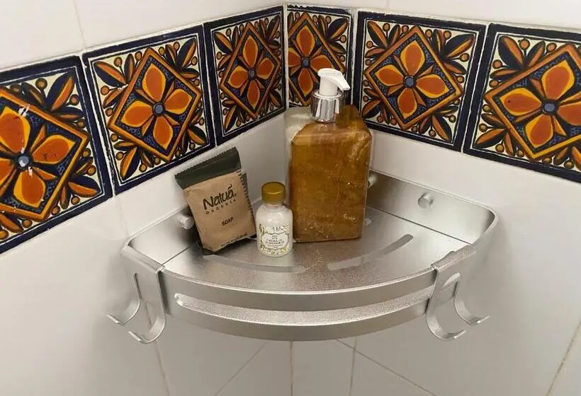 اتاق استاندارد, Zandoyo Bed & Breakfast
