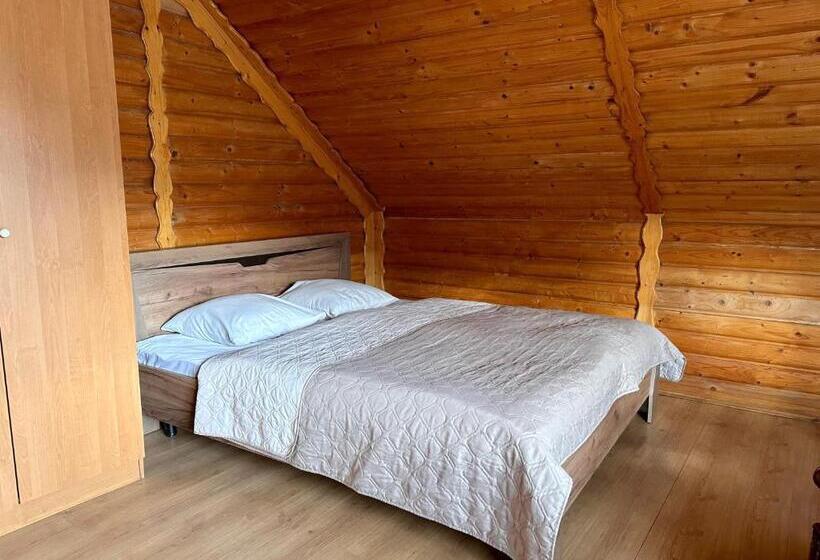 スタンダードトリプルルーム, альтана