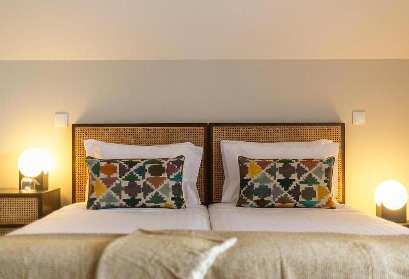 استودیوی لوکس, Casa Portuguesa Charming House