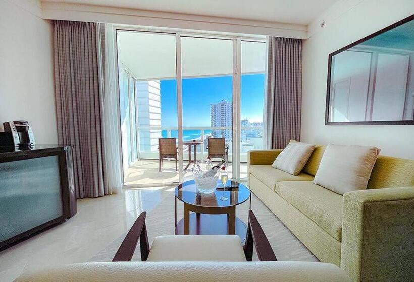 スタンダードスタジオ, Fontainebleau Resort Balcony W Ocean And City View