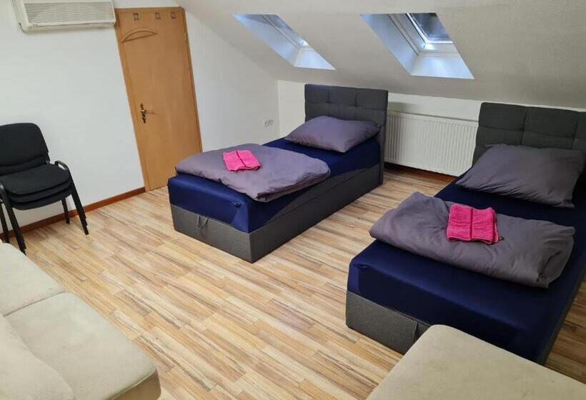 اتاق استاندارد, Blühauf Essen,schlafen And More