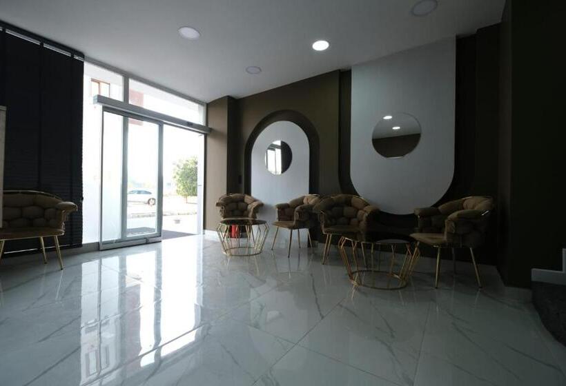 标准间带阳台, Cevvo