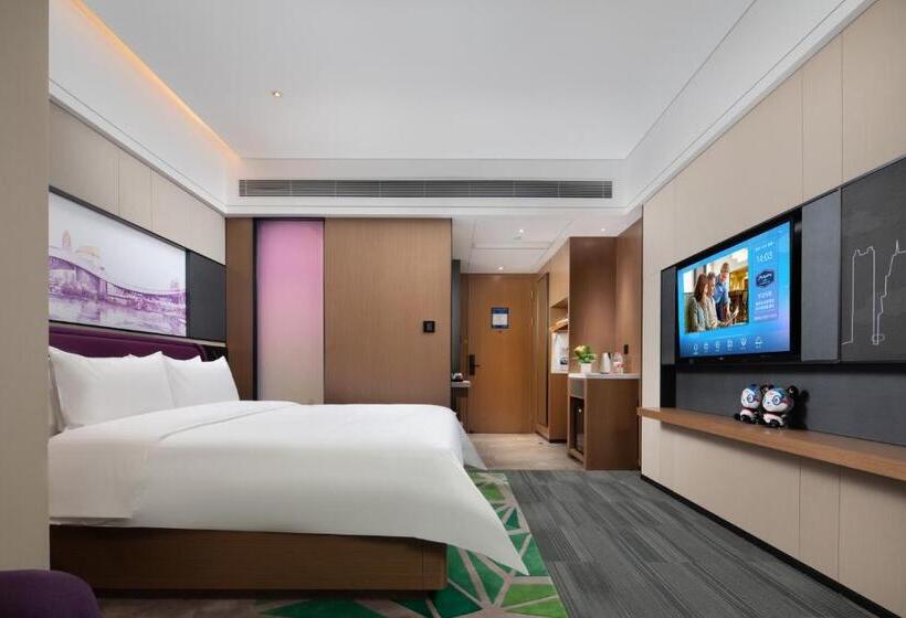 Rahat Oda, Hampton By Hilton Shenzhen Baoan Stadium