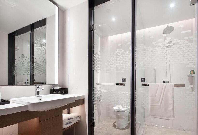 Delüks Oda, Hampton By Hilton Shenzhen Baoan Stadium